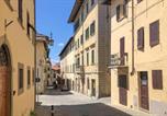 Location vacances Arezzo - 2 Bedroom Nice Apartment In Arezzo-1