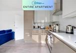 Location vacances Richmond - Town Center 2 bed Serviced Apartment 08 with parking, Surbiton By 360stays-1