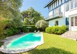 Location vacances Anglet - La Roseraie - Family home with swimming pool-3