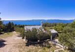 Location vacances  Zlatni rat - House Ivan-1