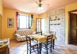 Location vacances Monforte d'Alba - Cozy Apartment In Monforte D'alba With Wifi-4