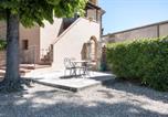 Location vacances Passignano sul Trasimeno - Guesthost - Dolce Far Niente Apartment with pool & parking-3