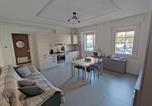 Location vacances  Province de Pavie - Grey House Pavia con Box Privato-1