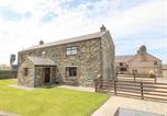 Location vacances Llanwnda - Yr Hen Stabl-1