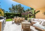 Location vacances Andalousie - Luxury Golf Townhouse in Aloha with Pool & Garden-3