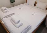 Location vacances Sveti Filip i Jakov - Camping Cremona Turanj Mobile Home Yellow-2