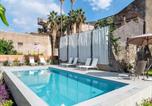 Location vacances Giarre - Luxurious Apartment with Pool in Giarre-1