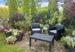 Location vacances Koszalin - 4 Bedroom Cozy Home In Mscice-2