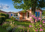 Villages vacances Sauveterre-de-Rouergue - Le Hameau des Genêts-4