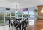 Location vacances Summerland Key - Waterfront hideaway with dock, pool & inviting patio - walk to Sombrero Beach-4