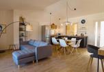 Location vacances Arbus - Attic With a View-1