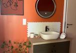 Location vacances Orbey - Studio romantique avec baignoire balnéothérapie duo et jardin proche de Colmar et Kaysersberg pour 2 personnes-3