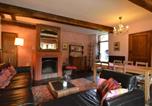 Location vacances Ouffet - Enchanting Cottage with Terrace Garden-4