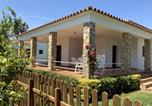 Location vacances Viladamat - Villa Maria, Terrace & Pool-1