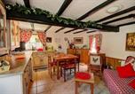 Location vacances  Haute-Vienne - Pretty cottage with private pool and beautiful gardens-4