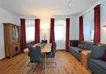 Location vacances Hart im Zillertal - Apartment building, Fügen-1