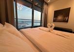 Location vacances Manama - High Floor 33 Luxury Apartment-1