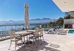 Location vacances Grabouw - 'Harbour Views' - 2 bedroom, sleeps 4 with private pool and large veranda!-2