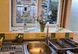 Location vacances  Mayenne - Lingramiere Rose Cottage-4