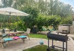 Location vacances Aire-sur-la-Lys - Gite Bain Nordique Et Rivière-2