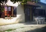 Location vacances  Dordogne - Maison rurale pour 6 pers. avec piscine partagée et animaux accueillis à Capy - Fr-1-616-396-2