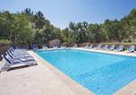Location vacances Pernes-les-Fontaines - Résidence Odalys La Bastide des Chênes