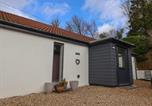 Location vacances Wootton Fitzpaine - The Lodge at Redlands-2
