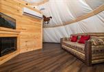 Location vacances Sevierville - Mustang Manor Teepee, Free tickets, No catch!-3