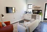 Location vacances Washington - The Chic Carriage house in Shaw Sleeps 2-4