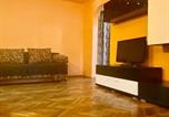 Location vacances Pantelimon - Luxury Jacuzzi Apartment near Arena Națională & Mega Mall-4