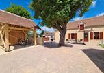 Location vacances  Indre - Longère Berrichonne rénovée, proche golf et base nautique, jardin clos, équipements sportifs à 100 m - Fr-1-591-362-1