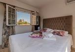 Location vacances La plage de Navagio - Eleni's Apartment Top Floor-3