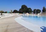 Camping Courçon - Camping L'Ile Verte-1