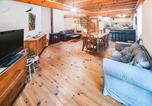 Location vacances Aston - 2 Bedroom Awesome Home In Les Cabannes-4