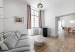 Location vacances Carcassonne - Bright spacious well-equipped apartment-1