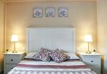 Location vacances  Le château et le parc naturel de Castro Marim - Comfortable Apartment Ayamonte Garden-1