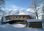 Hôtel Egliseneuve-d'Entraigues - Auberge de Jeunesse Hi Le Mont-Dore-4
