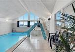 Location vacances Nørre Lyngvig - 7 Bedroom Nice Home In Hvide Sande-2