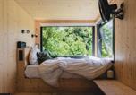 Location vacances  Aisne - Richecourt - Parcel Tiny House - Tiny House 2 vue lac en Picardie Mae-3503-2