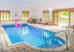 Location vacances Ely - Large indoor swimming pool in Thetford Forest - The Pool House-2