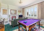 Location vacances Shanklin - Grand Garden Apartment - The Old Vicarage - Duplex Residence, Breathtaking sea views Over Shanklin Bay - Shanklin Old Village, fantastic family getaway!-4