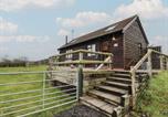 Location vacances  Gare Foregate de Worcester - The Barn on The Lagoon-1