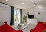 Location vacances Kanfanar - Stunning Home In Fradelani With Wifi-3