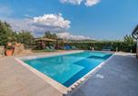 Location vacances Montalcino - Villa in Montalcino with private pool, cleaning included-1