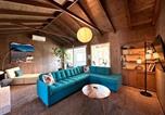 Location vacances Solvang - Game Room! Mid Century Danish Home in Downtown Solvang-1