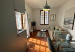 Location vacances Dives-sur-Mer - Maison Cozy au Coeur de Cabourg avec Terrasse, Proche Plage, pour 4 Pers., Animaux Acceptés - Fr-1-487-328-1