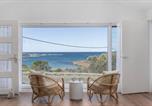 Location vacances One Mile - Waves at Boat Harbour, 65 Kingsley Dr - stunning house, fantastic waterviews and dog friendly-1