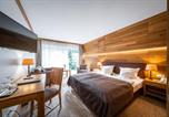 Hôtel Schermbeck - Waldhotel Tannenhäuschen-1