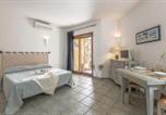 Location vacances Palau - Tranquile Palau Green Village Studio Prem 2 person plus possible extra Child Bed-1