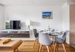 Location vacances Poole - Treetops - Modern Apartment, Moments from Poole Quay-4